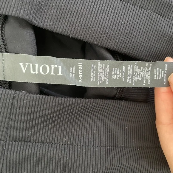 NWOT Vuori Jogger Leggings with Drawstring - Picture 3 of 3
